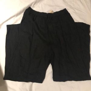 Linen maternity pants - perfect for staying cool this summer